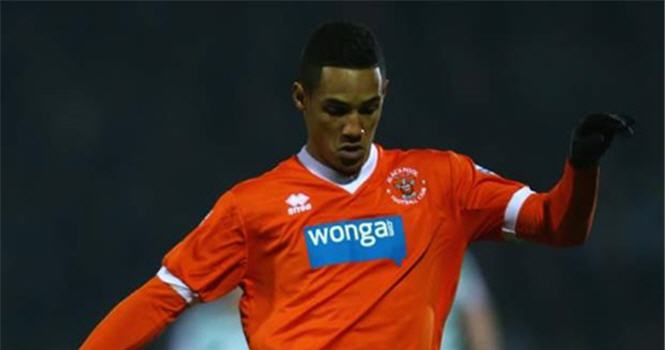 Swansea chưa hỏi mua Tom Ince